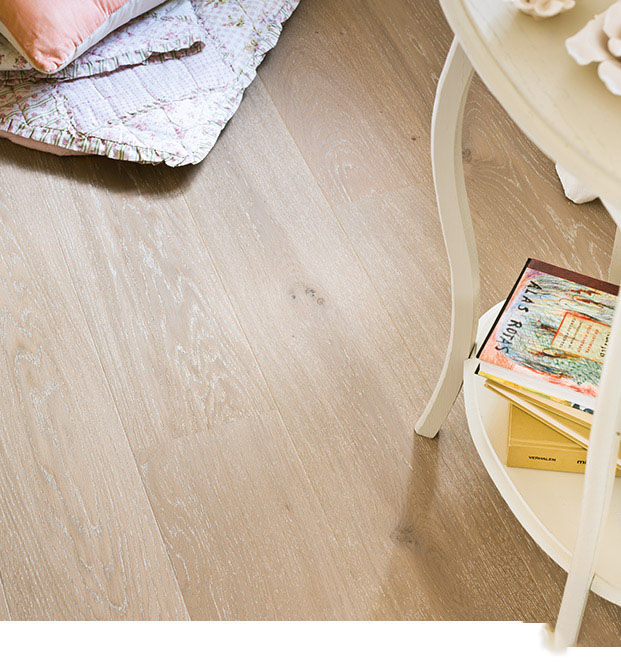 Limed grey oak matt, planks
