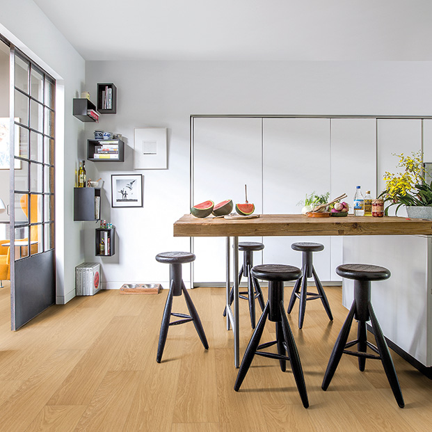 Natural varnished oak
