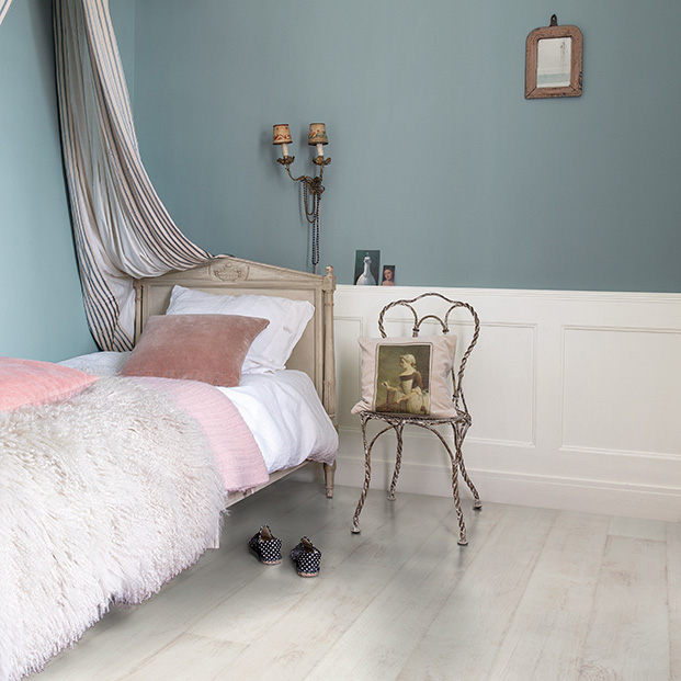 Bleached white teak