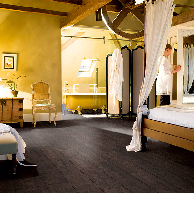 Reclaimed oak brown, planks